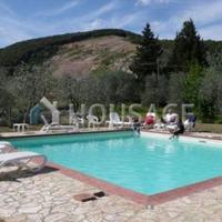 Дом в Италии, Пьенца, 1730 кв.м.