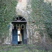 Дом в Италии, Пьенца, 1500 кв.м.