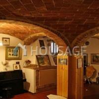 Дом в Италии, Пьенца, 1100 кв.м.