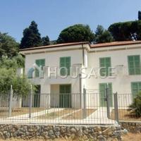 Villa in Italy, San Donnino, 240 sq.m.