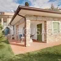 Apartment in Italy, San Donnino, 282 sq.m.