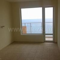 Апартаменты на первой линии моря/озера в Болгарии, Бургасская область, Елените, 77 кв.м.