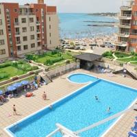 Апартаменты на первой линии моря/озера в Болгарии, Бургасская область, Елените, 66 кв.м.