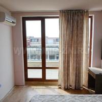 Flat at the first line of the sea / lake in Bulgaria, Burgas Province, Elenite, 159 sq.m.