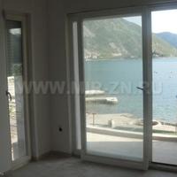 Flat at the first line of the sea / lake in Montenegro, 45 sq.m.