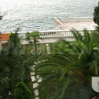 Villa at the first line of the sea / lake in Montenegro, Kotor, 139 sq.m.