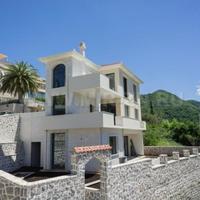Villa in Montenegro, 240 sq.m.