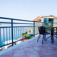 Flat at the first line of the sea / lake in Montenegro, 263 sq.m.