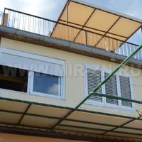 Вилла на первой линии моря/озера в Черногории, 139 кв.м.