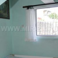 Вилла на первой линии моря/озера в Черногории, 139 кв.м.