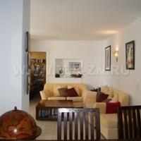 Flat at the second line of the sea / lake in Spain, Balearic Islands, Palma, 100 sq.m.