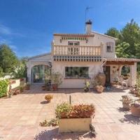 Villa in Spain, Comunitat Valenciana, Alicante, 277 sq.m.