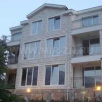 Квартира на второй линии моря/озера в Черногории, 52 кв.м.