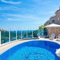 Villa in Spain, Comunitat Valenciana, Alicante, 190 sq.m.