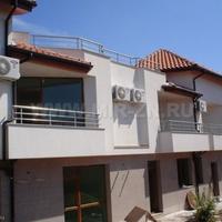 House in Bulgaria, Dobrich region, Elenite, 450 sq.m.