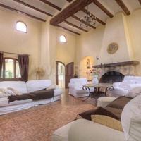 Villa in Spain, Comunitat Valenciana, Alicante, 700 sq.m.