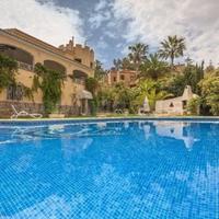 Villa in Spain, Comunitat Valenciana, Alicante, 700 sq.m.