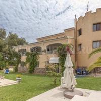 Villa in Spain, Comunitat Valenciana, Alicante, 700 sq.m.