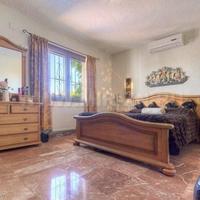 Villa in Spain, Comunitat Valenciana, Alicante, 500 sq.m.