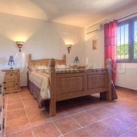 Villa in Spain, Comunitat Valenciana, Alicante, 500 sq.m.