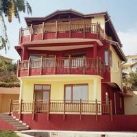House in Bulgaria, Dobrich region, Elenite, 279 sq.m.