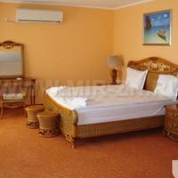 Hotel at the first line of the sea / lake in Bulgaria, Burgas Province, Elenite, 1400 sq.m.