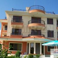 Отель (гостиница) в пригороде в Болгарии, Варненская область, Елените, 700 кв.м.