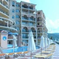 Apartment at the first line of the sea / lake in Bulgaria, Burgas Province, Elenite, 78 sq.m.