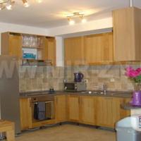 Вилла на первой линии моря/озера в Черногории, 200 кв.м.