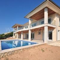 Villa in Spain, Balearic Islands, Palma, 509 sq.m.