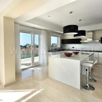 Villa in Spain, Balearic Islands, Palma, 509 sq.m.