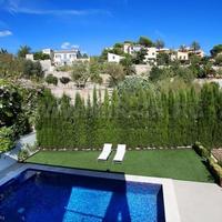 Villa in Spain, Balearic Islands, Palma, 490 sq.m.