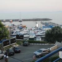 Апартаменты на первой линии моря/озера в Болгарии, Бургасская область, Елените, 88 кв.м.