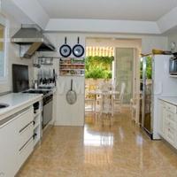 Villa in Spain, Balearic Islands, Palma, 696 sq.m.