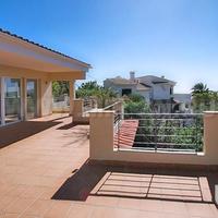Villa in Spain, Balearic Islands, Palma, 240 sq.m.