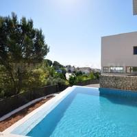 Villa in Spain, Balearic Islands, Palma, 455 sq.m.