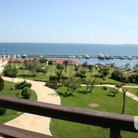 Квартира на первой линии моря/озера в Болгарии, Бургасская область, Елените, 63 кв.м.