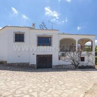 Villa in Spain, Comunitat Valenciana, Alicante, 120 sq.m.