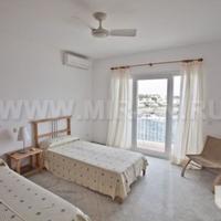 Вилла на первой линии моря/озера в Испании, Балеарские Острова, Пальма, 375 кв.м.