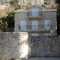 Villa at the second line of the sea / lake in Montenegro, 200 sq.m.