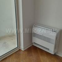 Квартира в центре города, на первой линии моря/озера в Черногории, Будва, 67 кв.м.