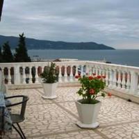 Hotel at the first line of the sea / lake in Montenegro, 600 sq.m.