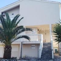 House at the first line of the sea / lake in Montenegro, 220 sq.m.