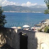 House at the first line of the sea / lake in Montenegro, 220 sq.m.