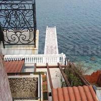 Villa at the first line of the sea / lake in Montenegro, Herceg Novi, Herceg-Novi, 340 sq.m.