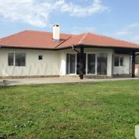 Villa in Bulgaria, Dobrich region, Elenite, 152 sq.m.