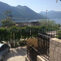 Flat at the first line of the sea / lake in Montenegro, 57 sq.m.