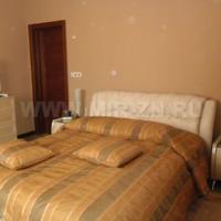 Flat at the first line of the sea / lake in Bulgaria, Burgas Province, Elenite, 68 sq.m.