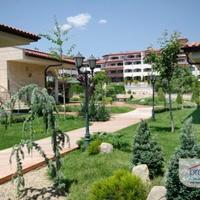 Flat at the first line of the sea / lake in Bulgaria, Burgas Province, Elenite, 68 sq.m.