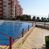 Flat at the first line of the sea / lake in Bulgaria, Burgas Province, Elenite, 71 sq.m.
